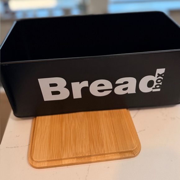 The Bread Box - Picture 8 of 13